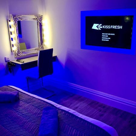 Saltrock Luxury Apartment Blackpool Bagian luar foto