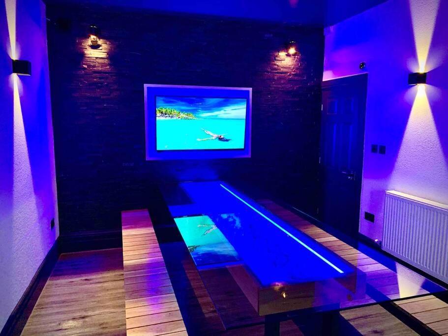 Saltrock Luxury Apartment Blackpool Bagian luar foto